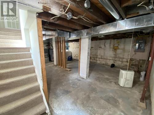 370 Victoria Street, London, ON - Indoor Photo Showing Basement