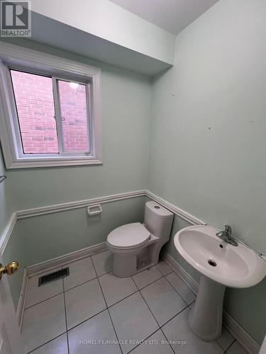 245 Fernforest Drive, Brampton, ON - Indoor Photo Showing Bathroom