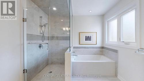 103 Martini Drive, Richmond Hill (Rouge Woods), ON - Indoor Photo Showing Bathroom