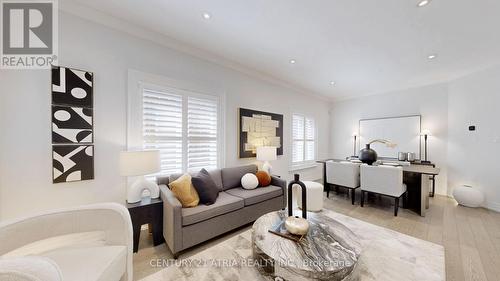 103 Martini Drive, Richmond Hill (Rouge Woods), ON - Indoor Photo Showing Living Room