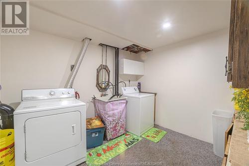 1375 Hallmark, Windsor, ON - Indoor Photo Showing Laundry Room