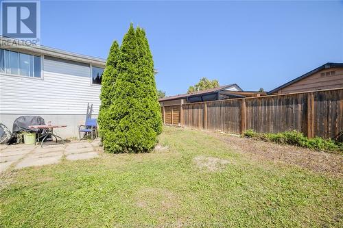 1375 Hallmark, Windsor, ON - Outdoor