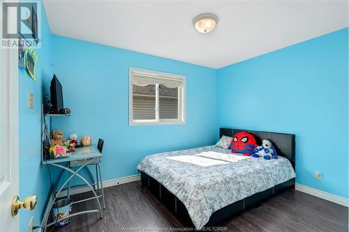 1329 Foster Avenue, Windsor, ON - Indoor Photo Showing Bedroom