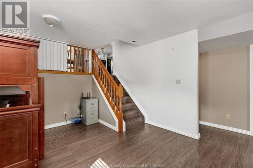 1329 Foster Avenue, Windsor, ON - Indoor Photo Showing Other Room