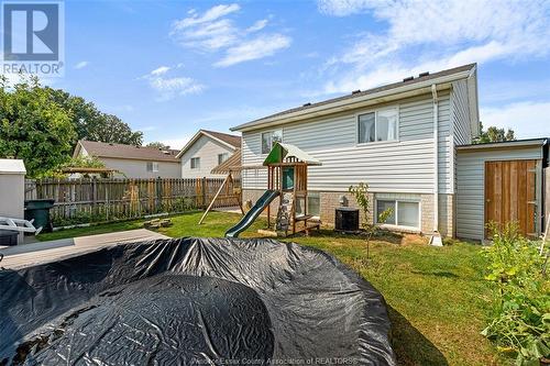 1329 Foster Avenue, Windsor, ON - Outdoor