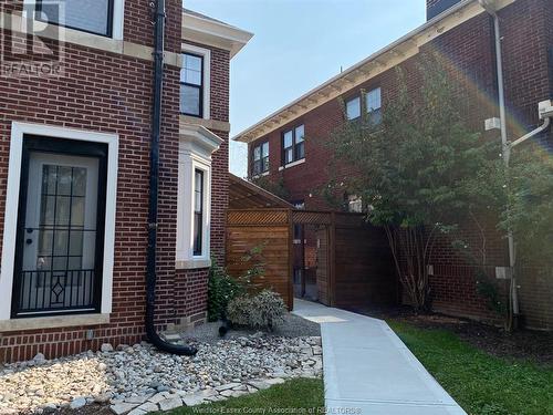 1610 Victoria Avenue Unit# Upper, Windsor, ON - Outdoor With Exterior