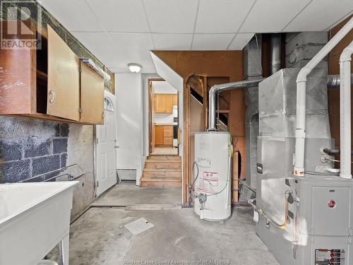 2468 Norman Road, Windsor, ON - Indoor Photo Showing Basement