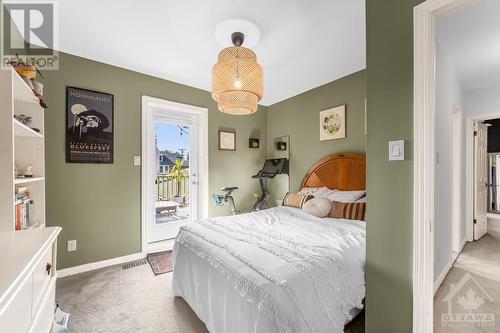 44 Putman Avenue, Ottawa, ON - Indoor Photo Showing Bedroom