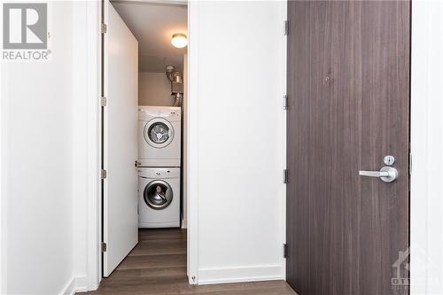 111 Champagne Avenue S Unit#1810, Ottawa, ON - Indoor Photo Showing Laundry Room