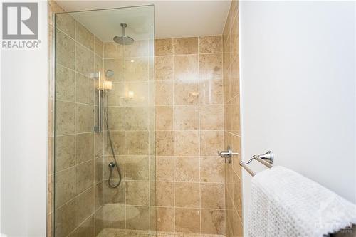 111 Champagne Avenue S Unit#1810, Ottawa, ON - Indoor Photo Showing Bathroom