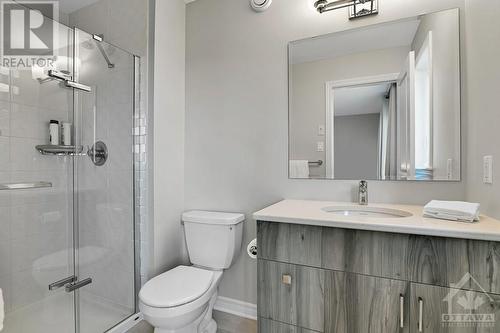 844 Snowdrop Crescent, Ottawa, ON - Indoor Photo Showing Bathroom