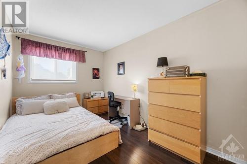 6457 Beausejour Drive, Ottawa, ON - Indoor Photo Showing Bedroom