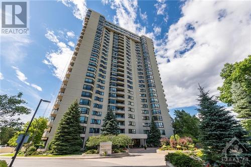 1500 Riverside Drive Unit#705, Ottawa, ON - Outdoor With Balcony With Facade