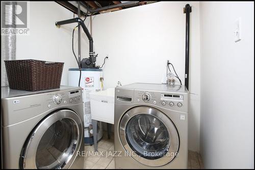 251 Troy Street, Mississauga (Mineola), ON - Indoor Photo Showing Laundry Room