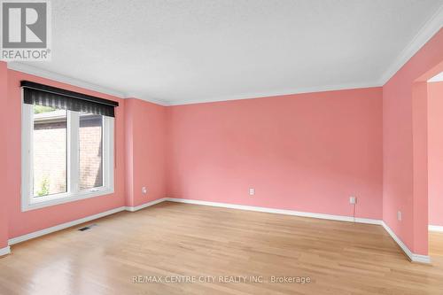 17 - 70 Sunnyside Drive, London, ON - Indoor Photo Showing Other Room