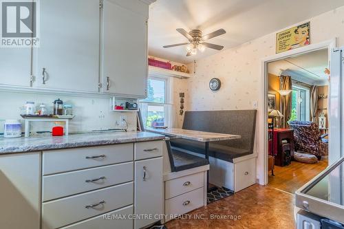 33 Turner Avenue, Kitchener, ON - Indoor Photo Showing Kitchen