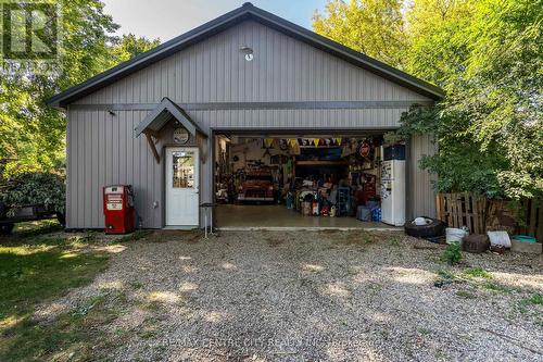 33 Turner Avenue, Kitchener, ON - Outdoor