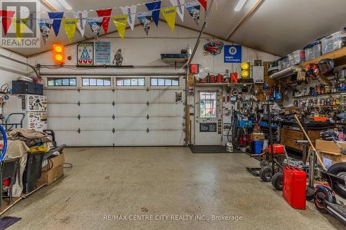 33 Turner Avenue, Kitchener, ON - Indoor Photo Showing Garage