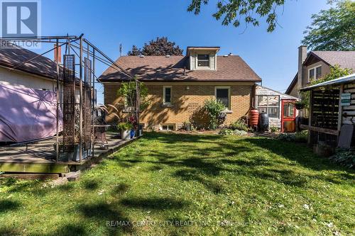 33 Turner Avenue, Kitchener, ON - Outdoor