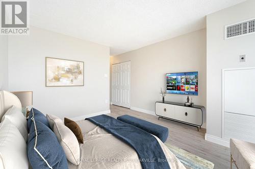 1310 - 2177 Burnhamthorpe Road W, Mississauga (Erin Mills), ON - Indoor Photo Showing Bedroom