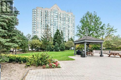 1310 - 2177 Burnhamthorpe Road W, Mississauga (Erin Mills), ON - Outdoor