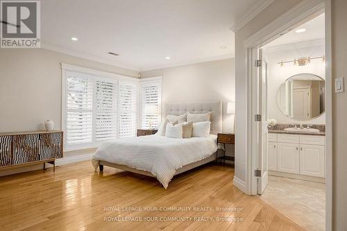 406 The Kingsway, Toronto, ON - Indoor Photo Showing Bedroom