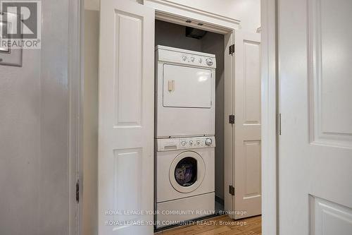 406 The Kingsway, Toronto, ON - Indoor Photo Showing Laundry Room