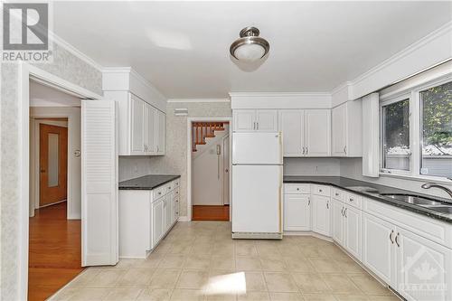 260 Remic Avenue, Ottawa, ON - Indoor Photo Showing Kitchen