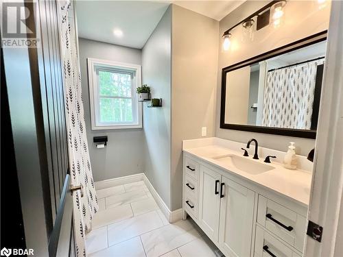 2038 Enright Road, Tyendinaga, ON - Indoor Photo Showing Bathroom