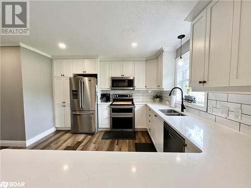 2038 Enright Road, Tyendinaga, ON - Indoor Photo Showing Kitchen With Double Sink With Upgraded Kitchen