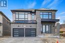 2 Bunn Court, Aurora, ON 