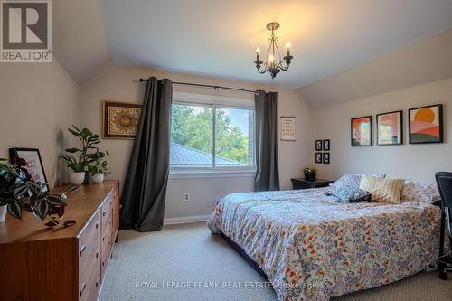 24 Maryknoll Avenue, Kawartha Lakes (Lindsay), ON - Indoor Photo Showing Bedroom