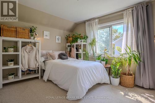 24 Maryknoll Avenue, Kawartha Lakes (Lindsay), ON - Indoor Photo Showing Bedroom