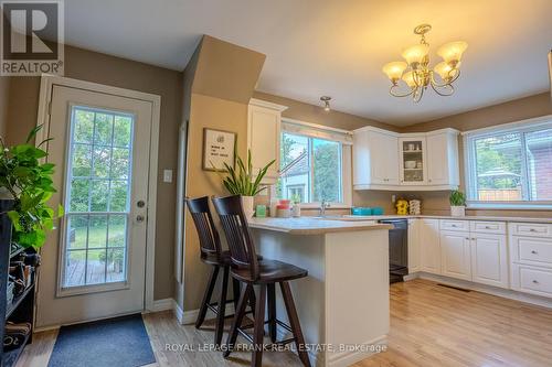 24 Maryknoll Avenue, Kawartha Lakes (Lindsay), ON - Indoor