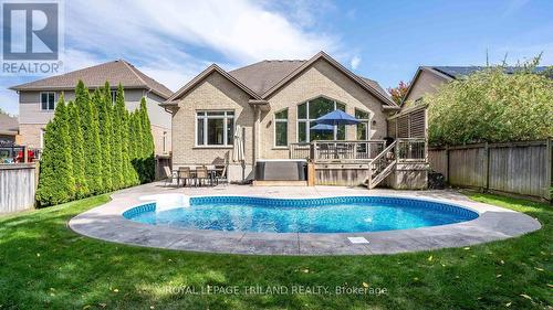 97 Hummingbird Lane, St. Thomas, ON 