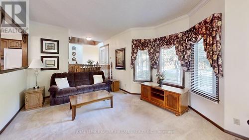 87 Main Street W, Brock (Beaverton), ON - Indoor Photo Showing Living Room