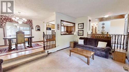 87 Main Street W, Brock (Beaverton), ON - Indoor Photo Showing Living Room