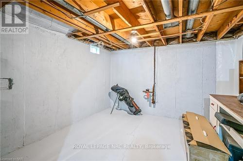 14 Oak Street, Welland, ON - Indoor Photo Showing Basement