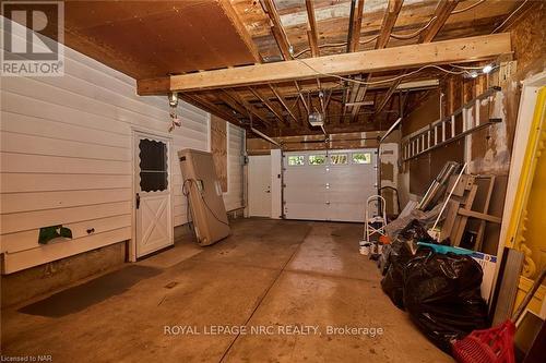 14 Woodelm Drive, St. Catharines, ON - Indoor Photo Showing Garage