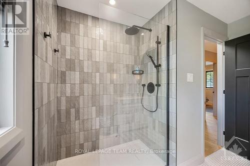 4794 Massey Lane, Ottawa, ON - Indoor Photo Showing Bathroom