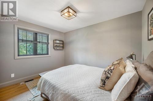 4794 Massey Lane, Ottawa, ON - Indoor Photo Showing Bedroom