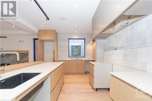 304 Selby Avenue, Ottawa, ON - Indoor Photo Showing Kitchen