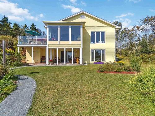 79 Five Rivers Drive, White Point, NS 