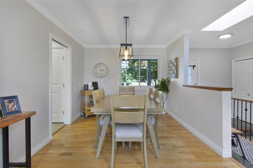 5136 Lark Street, Kelowna, BC - Indoor Photo Showing Dining Room