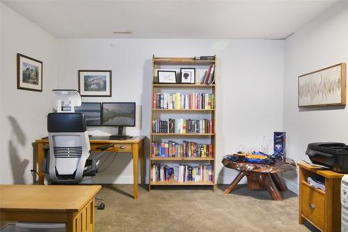 5136 Lark Street, Kelowna, BC - Indoor Photo Showing Office