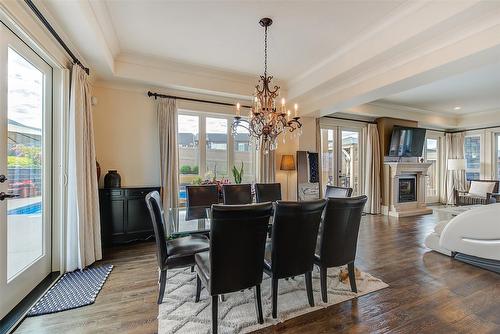 5335 Signet Crescent, Kelowna, BC - Indoor Photo Showing Dining Room