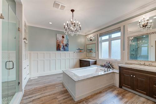 5335 Signet Crescent, Kelowna, BC - Indoor Photo Showing Bathroom