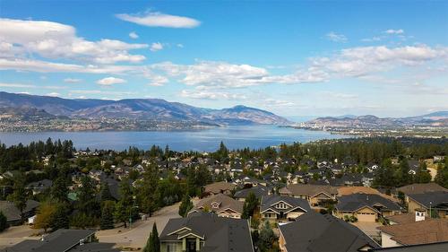 5335 Signet Crescent, Kelowna, BC - Outdoor With Body Of Water With View