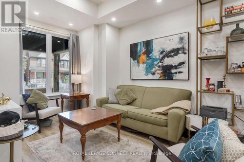 44 Symington Avenue, Toronto (Dovercourt-Wallace Emerson-Junction), ON - Indoor Photo Showing Living Room