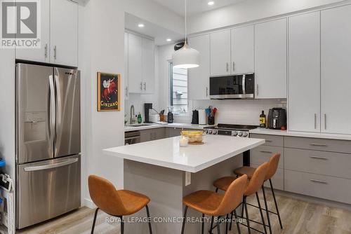 44 Symington Avenue, Toronto (Dovercourt-Wallace Emerson-Junction), ON - Indoor Photo Showing Kitchen With Upgraded Kitchen